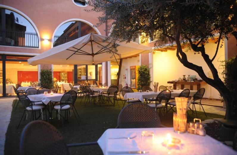Hotel Villa Altura Ospedaletto Euganeo Exterior foto